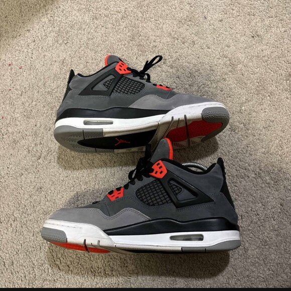 Air Jordan Infrared 4